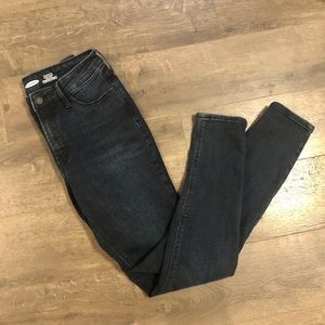 Old Navy High Waisted Rockstar Super Skinny Jean